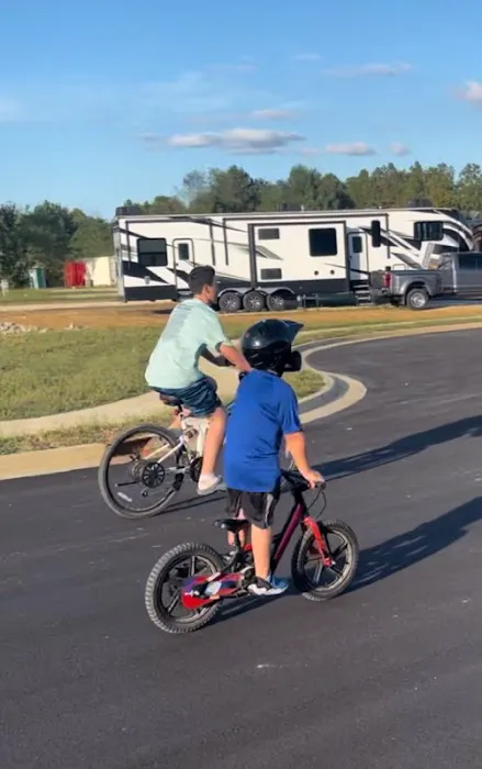 ETown RV Park Picture 9