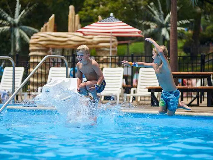 Jellystone Park™ Mammoth Cave Picture 5