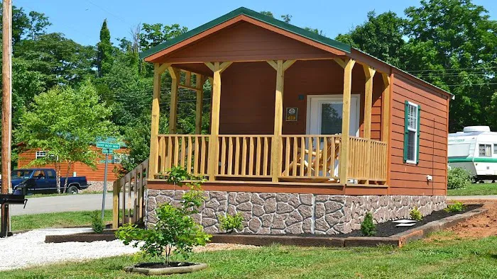 Jellystone Park™ Mammoth Cave Picture 10