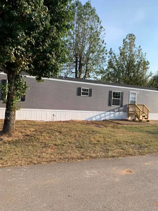 Fay's Mobile Homes/Country Living Mobile Home Park/ Johnson's Mobile Home Parts/Supplies Picture 5