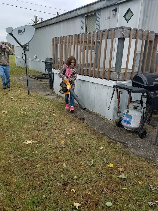 Fay's Mobile Homes/Country Living Mobile Home Park/ Johnson's Mobile Home Parts/Supplies Picture 7