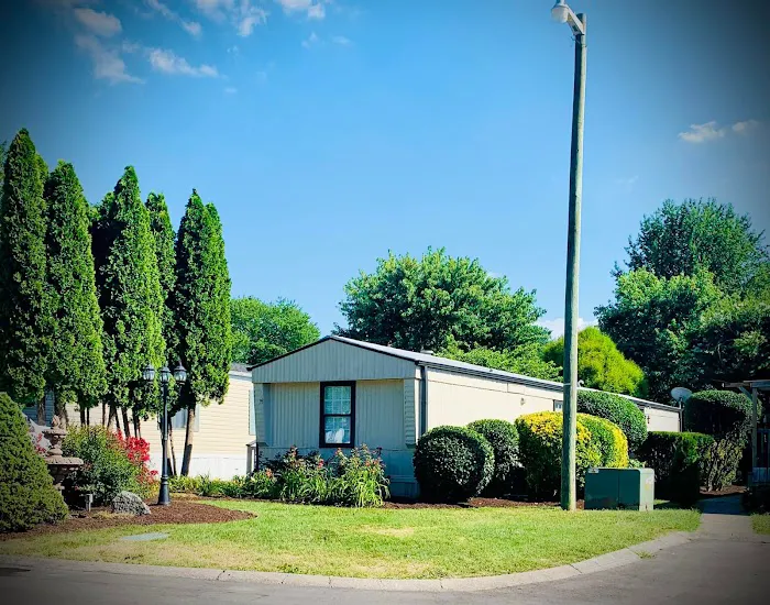 Franklin Estates Mobile Home Park Picture 10