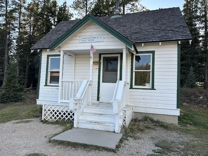 Paradise Guard Station Picture 10