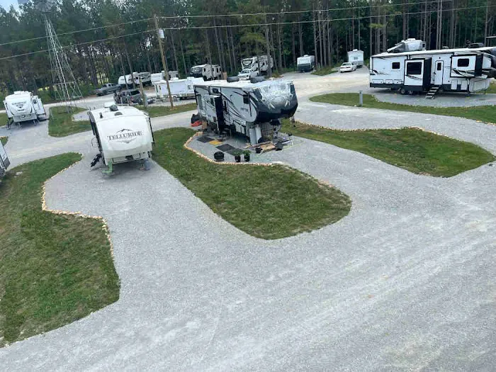 Country Livin RV Park Picture 2