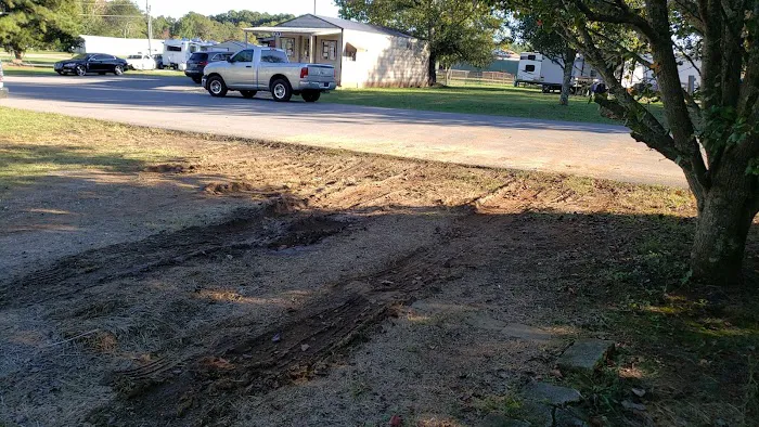 Crestwood Mobile Home Estates Picture 2