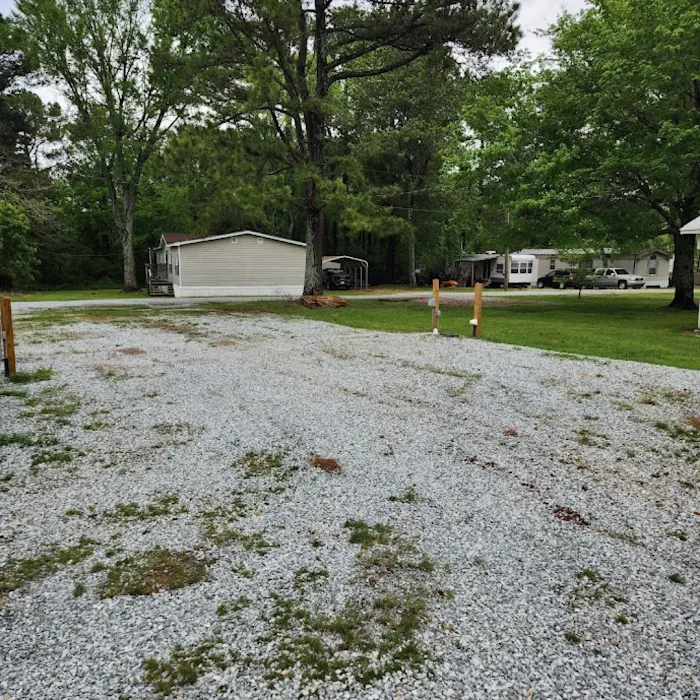 Green Acres Mobile Home & RV Park Picture 10