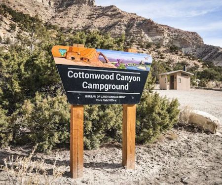 Cottonwood Canyon Campground