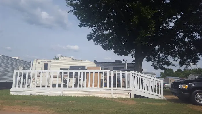 Merrimac Manor Mobile Home Community Picture 4