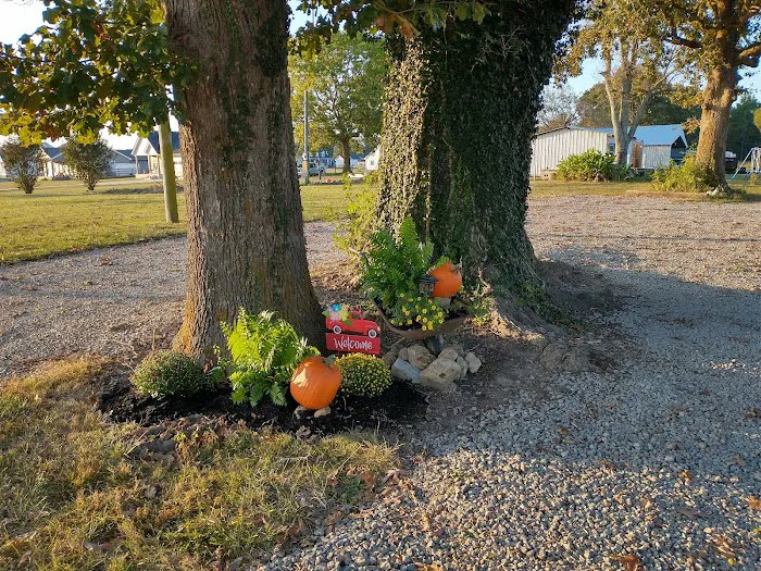 Marcella Falls RV Park Picture 3