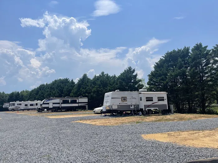 Snow Point RV LLC Picture 2