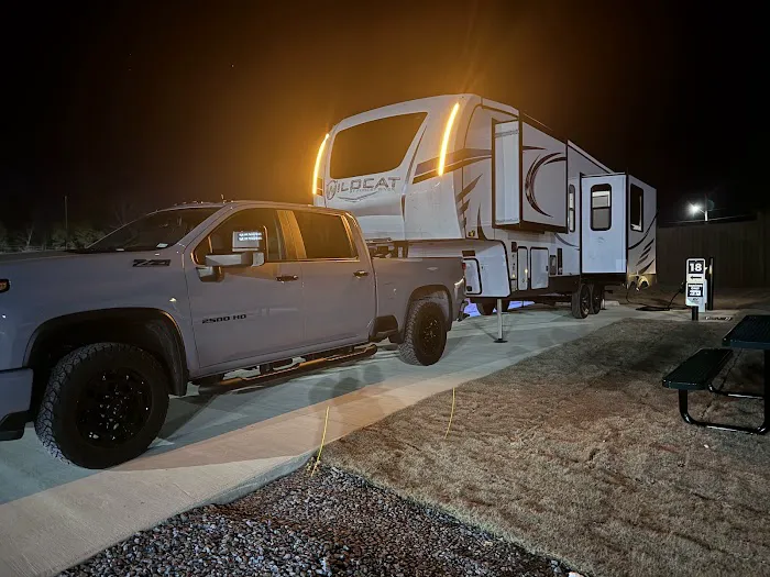 Love's RV Hookup Picture 6