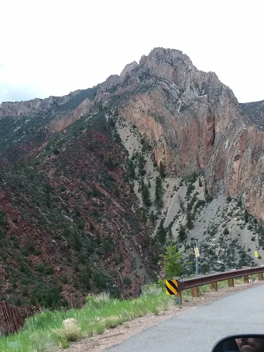 Sheep Creek Bay Campground Picture 8