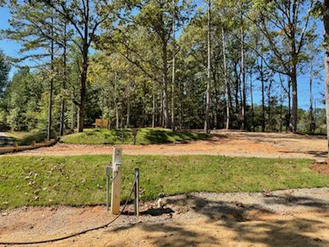 Lake Breeze Rv Park Picture 1