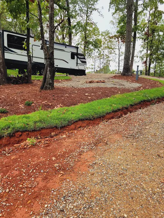 Lake Breeze Rv Park Picture 5