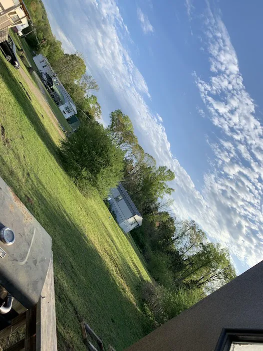 Bentleys Mobile Home and RV Park Picture 3