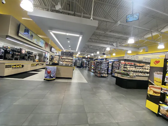 Love's RV Hookup Picture 5