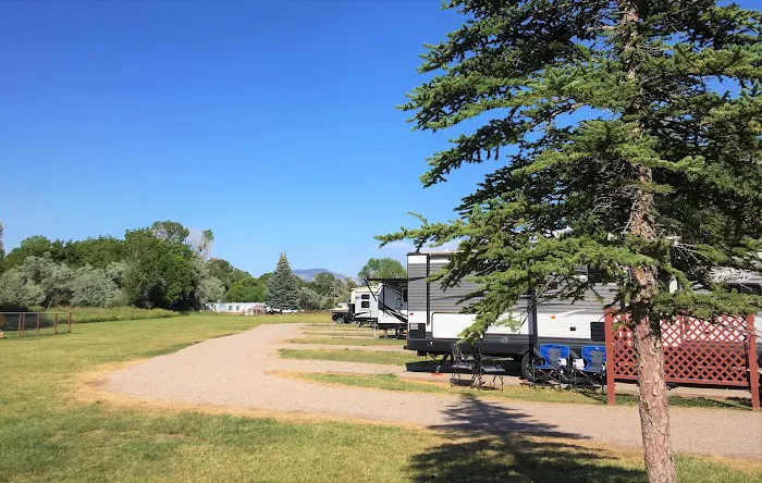 Vernal / Dinosaurland KOA Holiday Picture 3