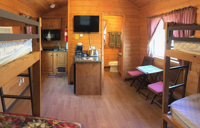 Vernal / Dinosaurland KOA Holiday Picture 5