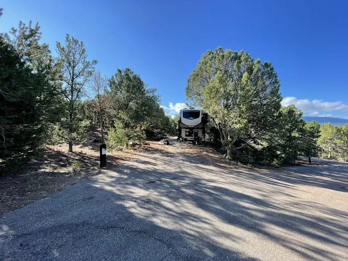 Mustang Ridge Campground Picture 8