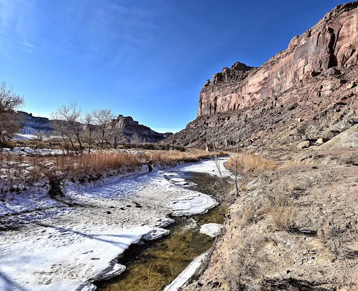 San Rafael Bridge Campground Picture 9