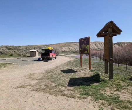 East Cross Mountain Put-In and Campground