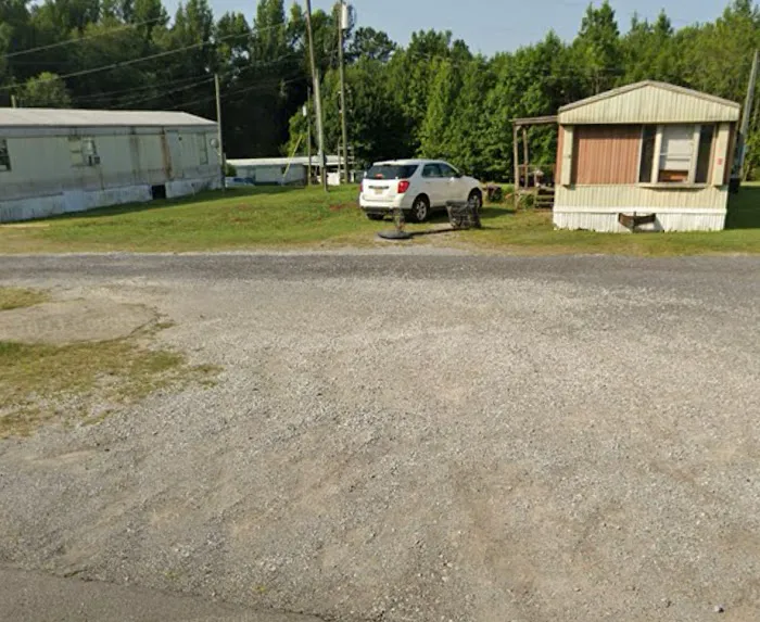 Allen Trailer Park & RV Lots Picture 2