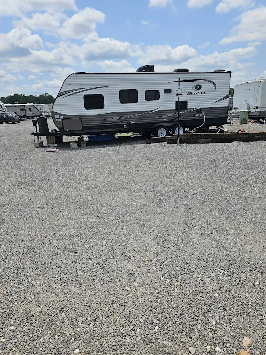 Red Oak RV Park Picture 1