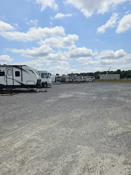 Red Oak RV Park Picture 2