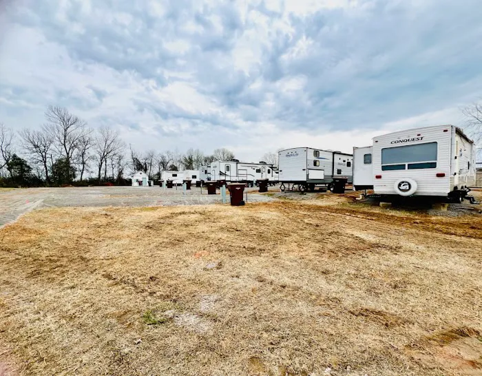 Pleasant View RV Park Picture 10