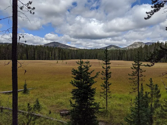 Seven Mile Hole Picture 2