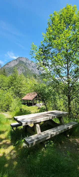 Middle Fork Campground Picture 2