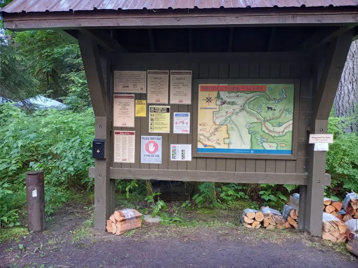 Middle Fork Campground Picture 4