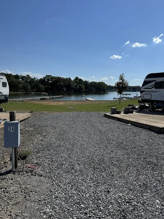 Sunset Cove RV Park and Boat Storage Picture 9
