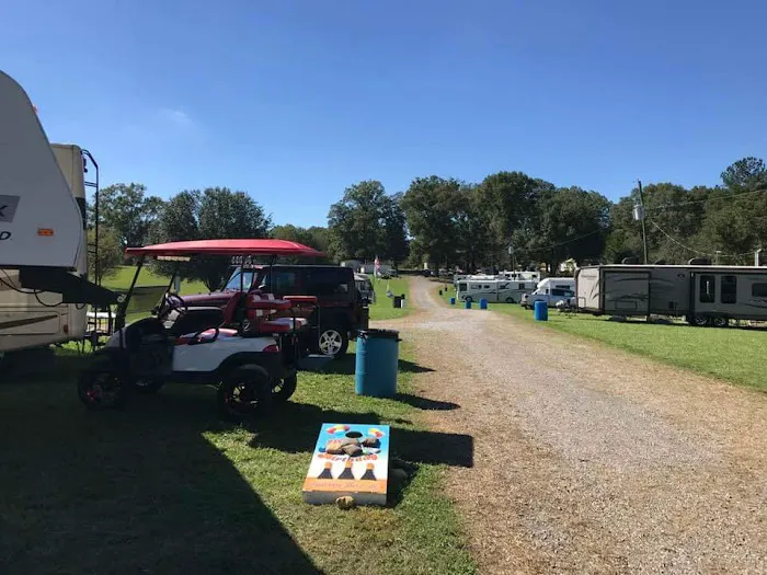 Talladega Knights RV Park Picture 4