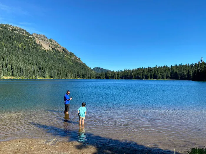 Dewey Lake Camp Picture 3