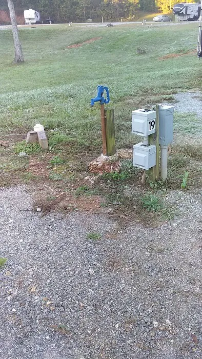 Big K's RV Park Picture 7