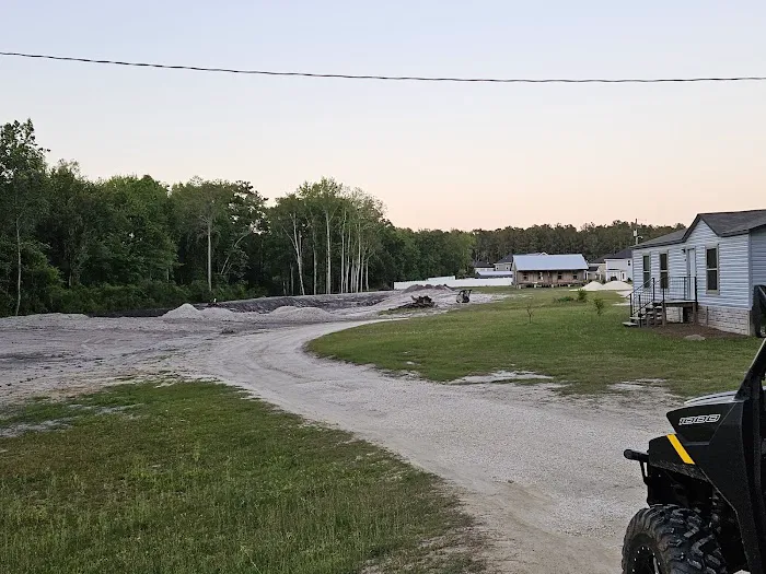 Hollis Smith RV Park Picture 2