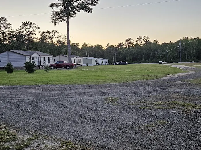 Hollis Smith RV Park Picture 7