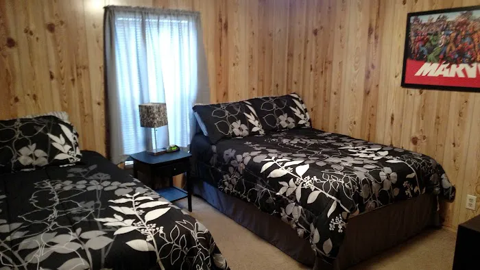 Happy Acres / Happy Campers / Happy Inn & Suites Picture 1