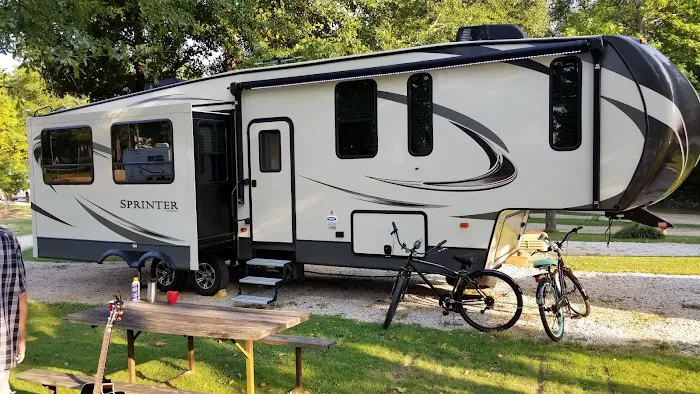 Lakeside RV Park Picture 7