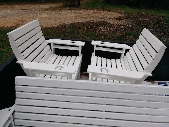 Under The Oaks Mobile Home Park Picture 1