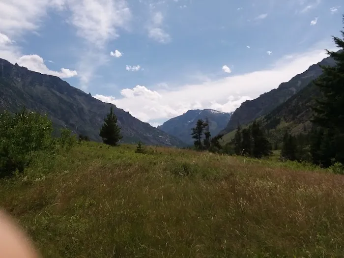 Metalex Fishtail Montana Lodge Picture 1