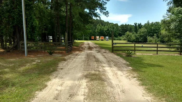 Pondside RV Site Picture 6