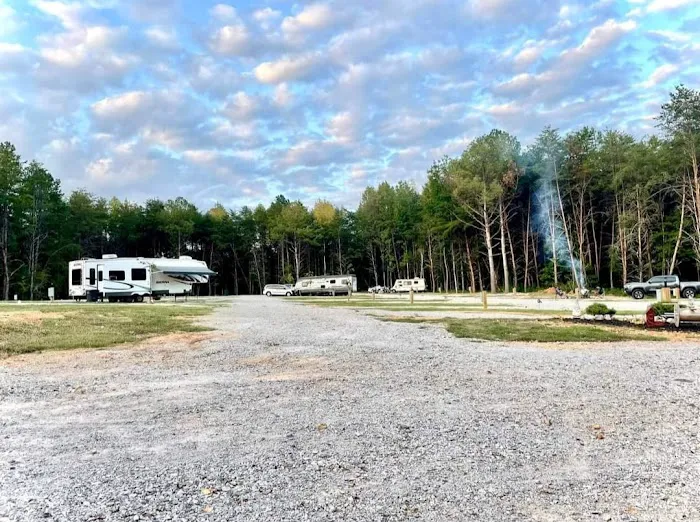 Sweethaven RV Park and Campground Picture 2