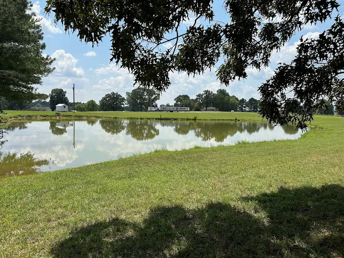 Green Acres RV Park Picture 2