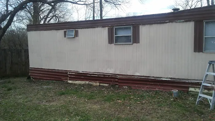 J & B Mobile Home Park Picture 2