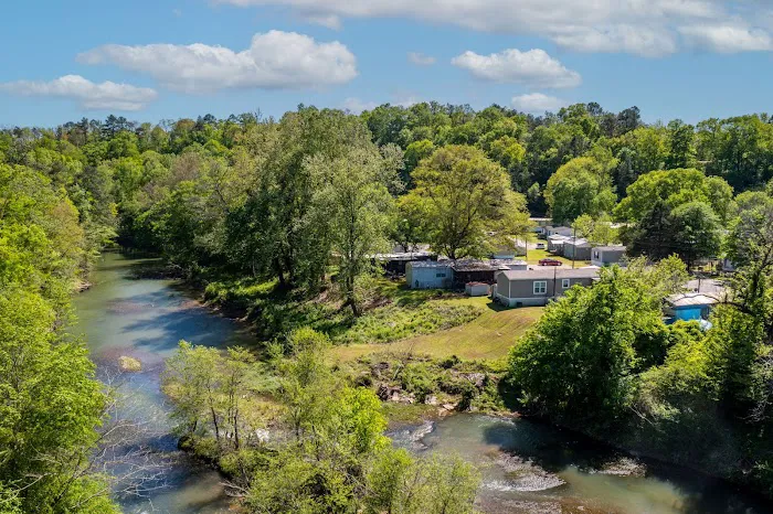 Cahaba Mobile Home Estates Picture 3