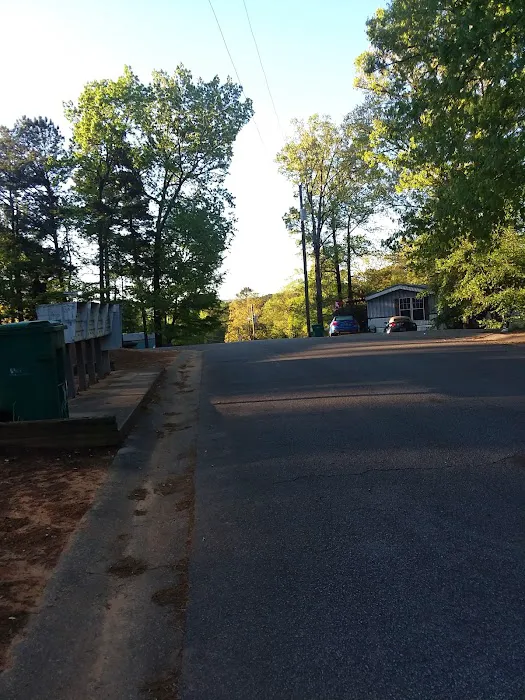 One Hundred Oaks Picture 9