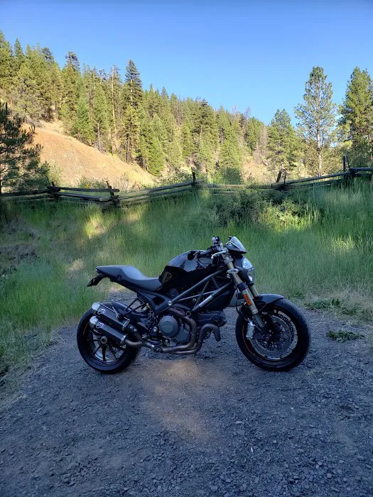 Malheur National Forest Wickiup Campground Picture 2