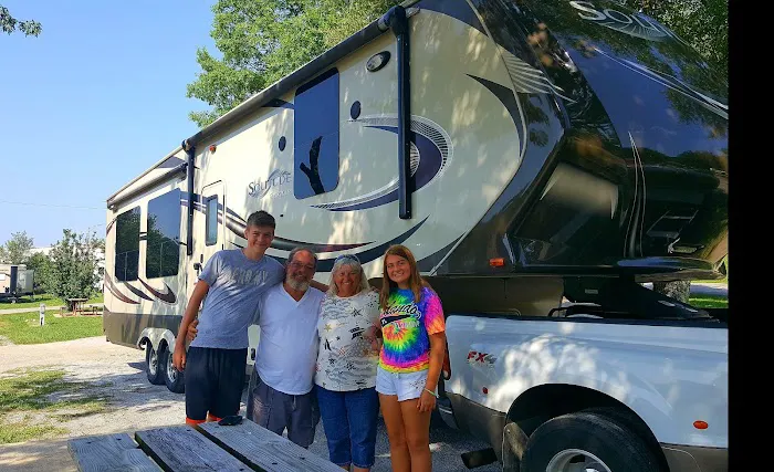 Birmingham South RV Park Picture 9